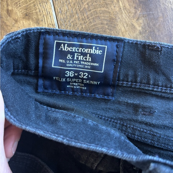 Abercrombie & Fitch black Flex Super Skinny Jeans 36x32 - Picture 5 of 7